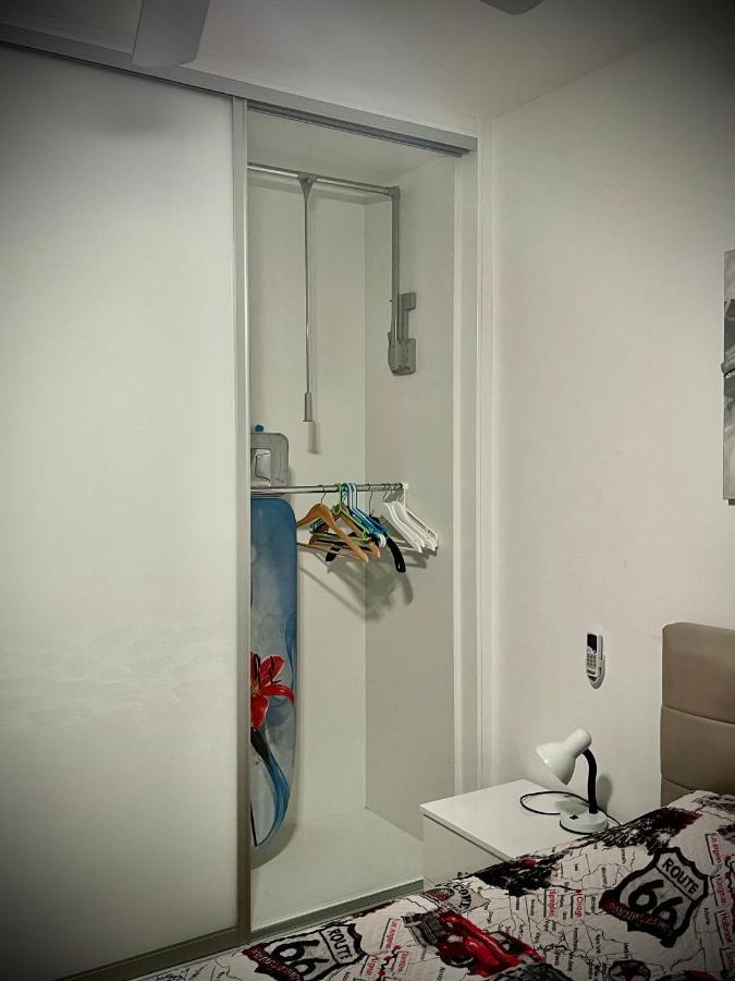 Coral Bay Modern Renovated Apartment By The Sea Paphos Ngoại thất bức ảnh